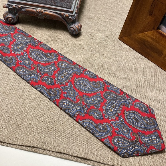 Reed St James 100% silk tie - Picture 3 of 5